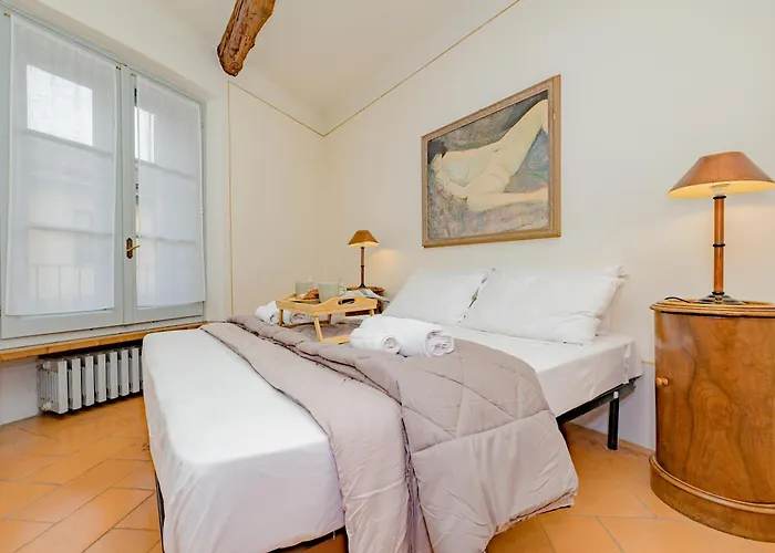 Luxury Naviglio House - 10 min Cathedral